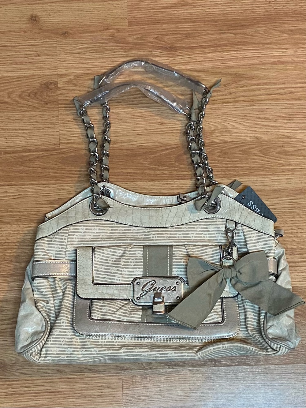 Brand New - GUESS Cream and Taupe Metallic Chain-Handle Shoulder Bag